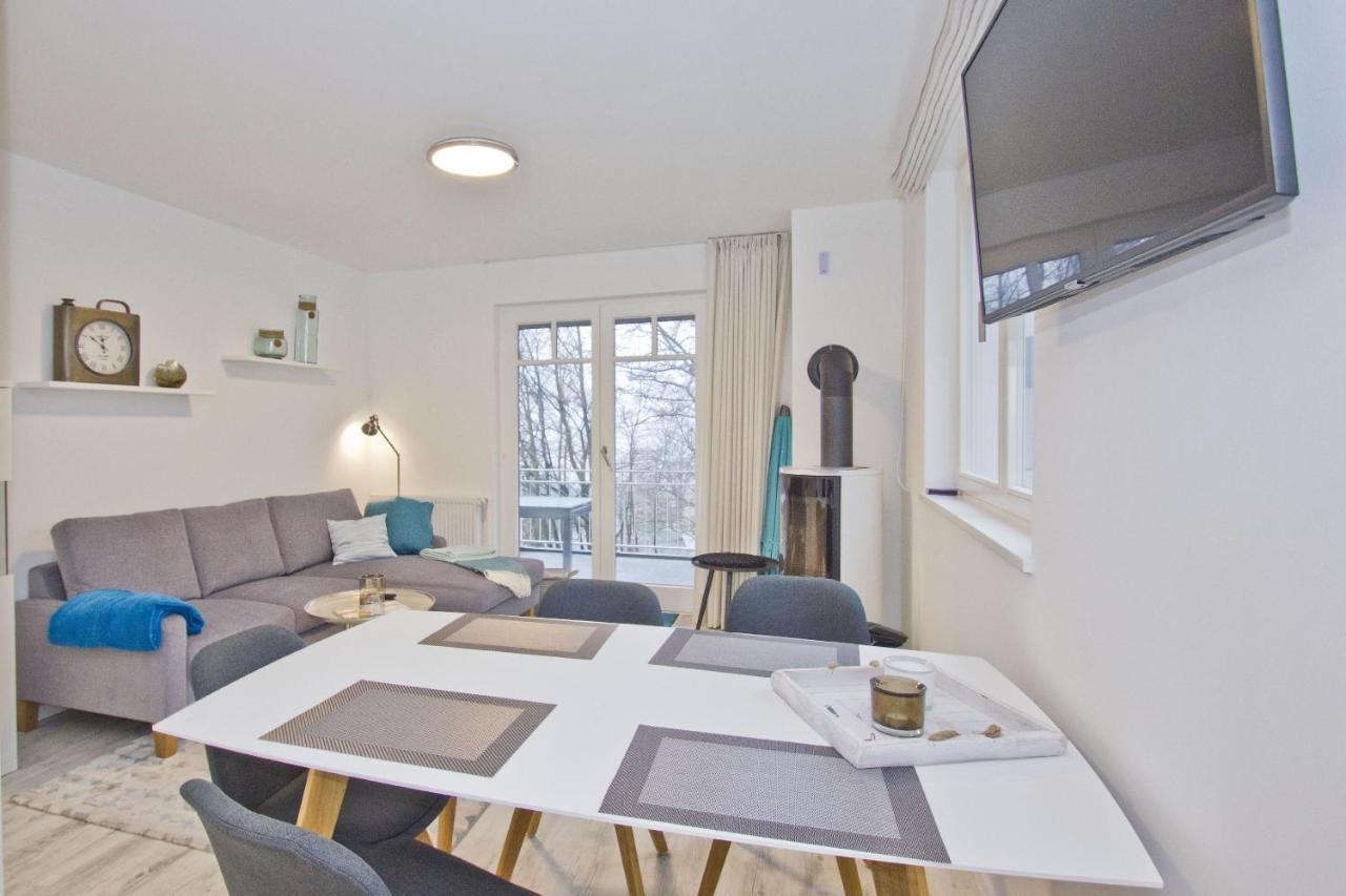 Ferienresidenz Zwei Bodden Fewo2-8 - Balkon, Sauna, Kamin Lietzow Exterior photo